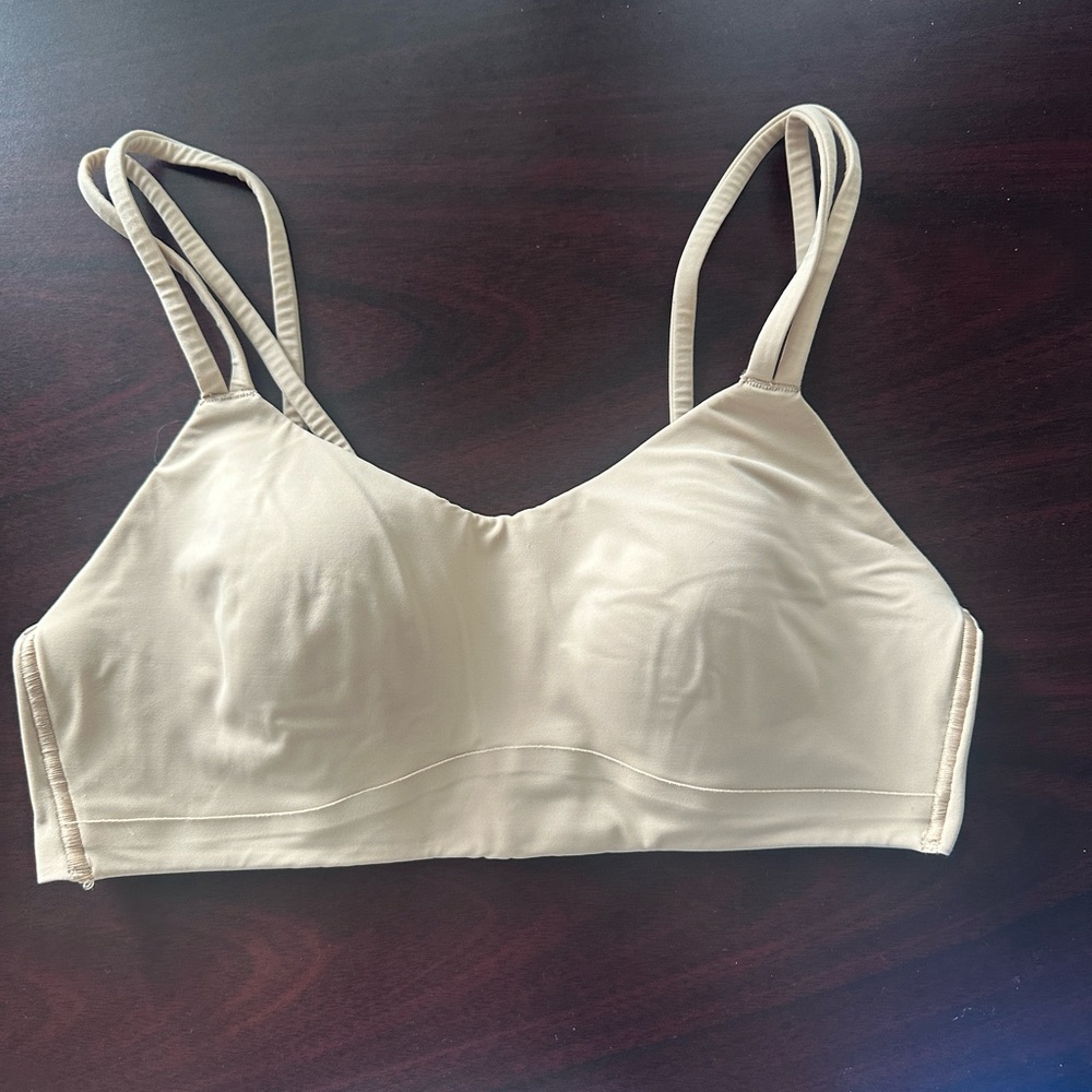 LULULEMON nude like a cloud bra. Color: contour size 6